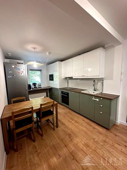 Apartament cu 3 camere decomandat, mobilat în Plopilor
