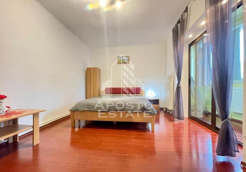 Apartament cu 2 camere semidecomandat, mobilat în Ultracentral