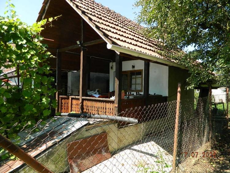Casă cu 3 camere cu Canalizare în Jiblea Veche