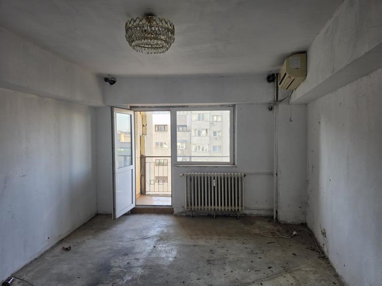 Apartament cu 2 camere decomandat în Moșilor