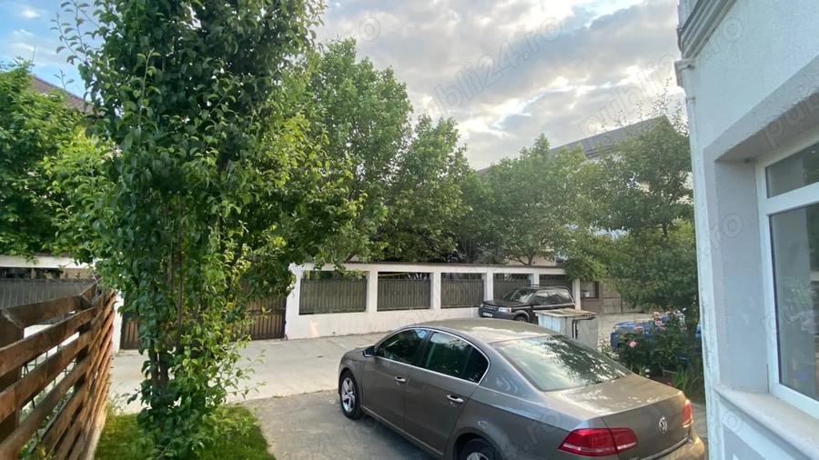 Casă cu 4 camere cu Teren 180 Mp în Central