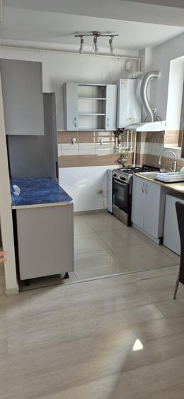 Inchiriez apartament 2 camere Otopeni - 1