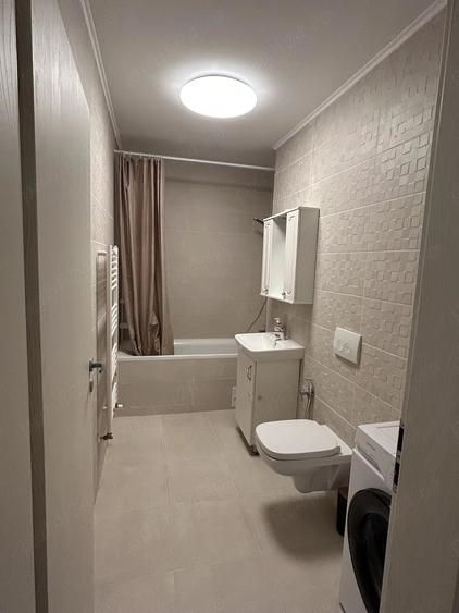 Apartament cu 2 camere decomandat în Tomis Plus