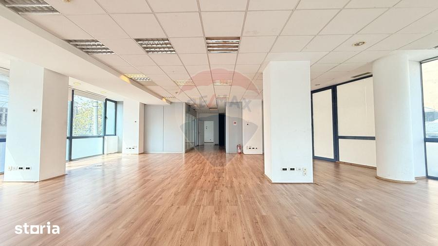 Spațiu comercial, de 260 mp, în Gara de Nord