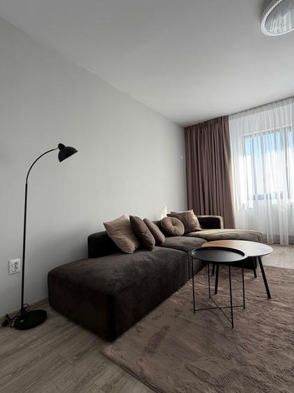 Apartament cu 2 camere decomandat în Valea Ialomiței