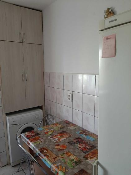 Apartament cu 2 camere semidecomandat în Nufărul