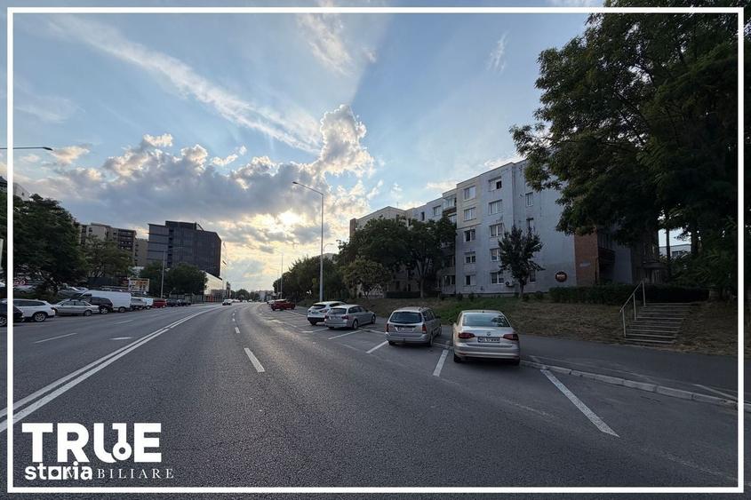 Apartament cu 3 camere în Pandurilor