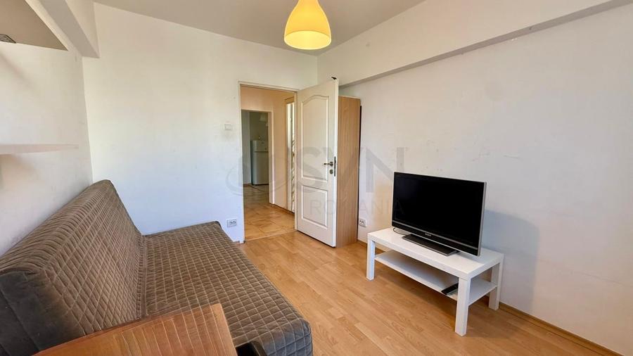 Apartament cu 3 camere decomandat, mobilat în Tineretului
