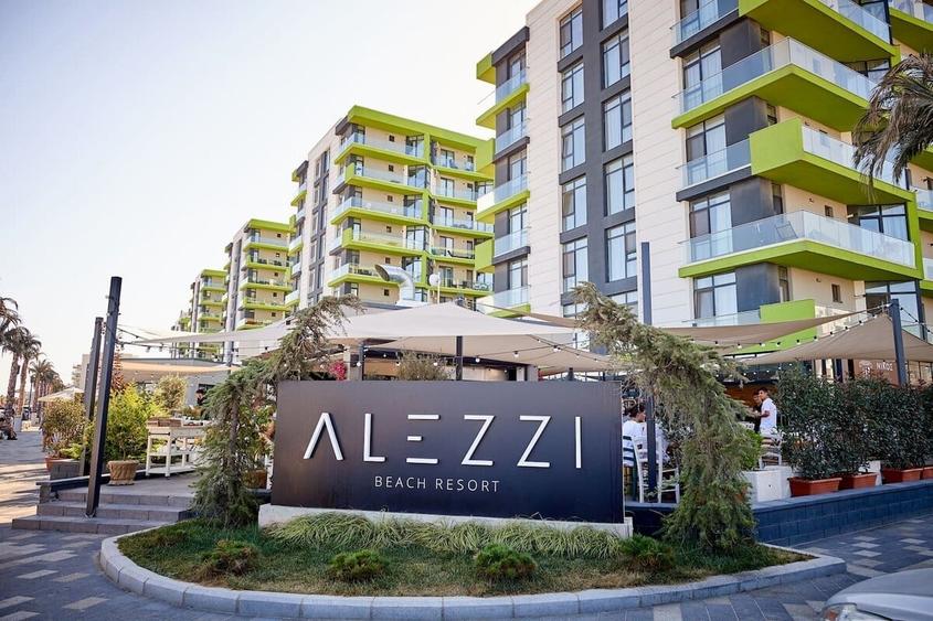 Apartament cu 3 camere decomandat în Mamaia-Sat