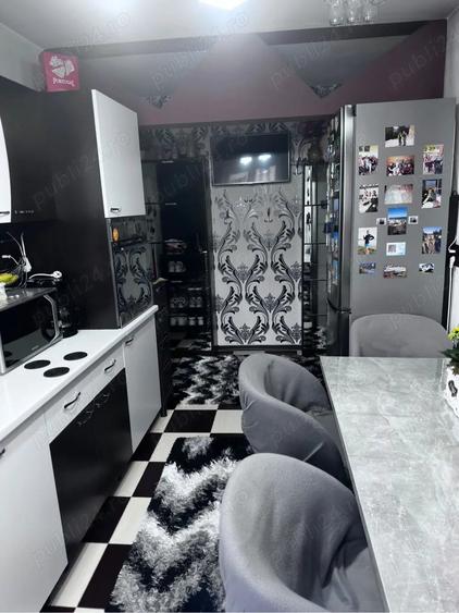 Apartament cu 2 camere semidecomandat în Central