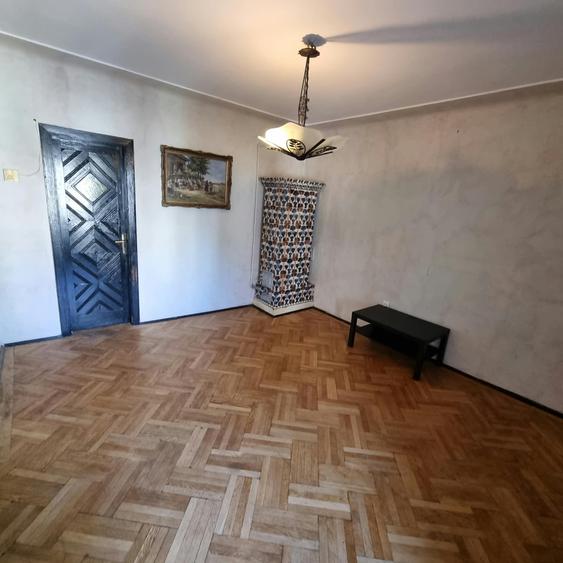 Apartament cu 3 camere în Cotroceni