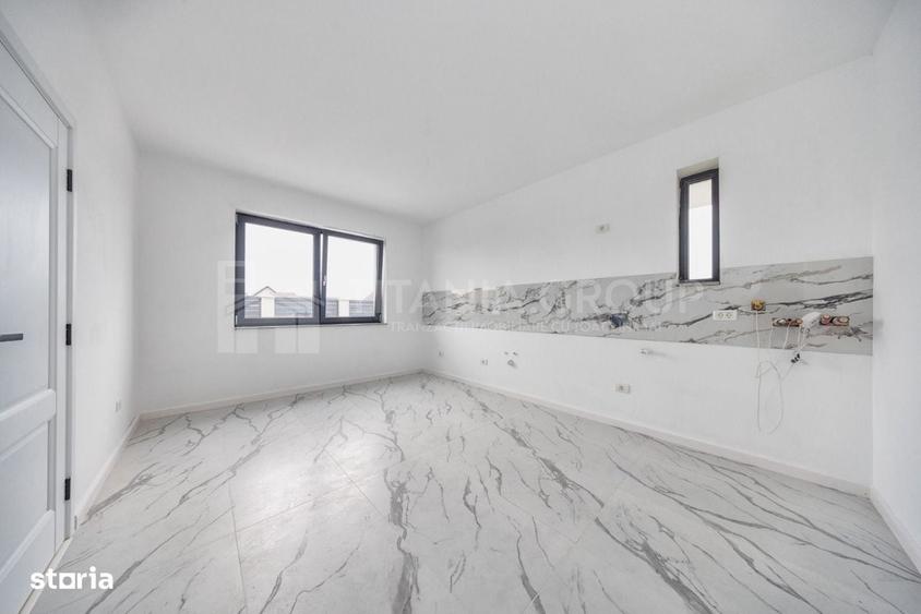 Casă cu 4 camere cu Teren 519 Mp în Sânpetru