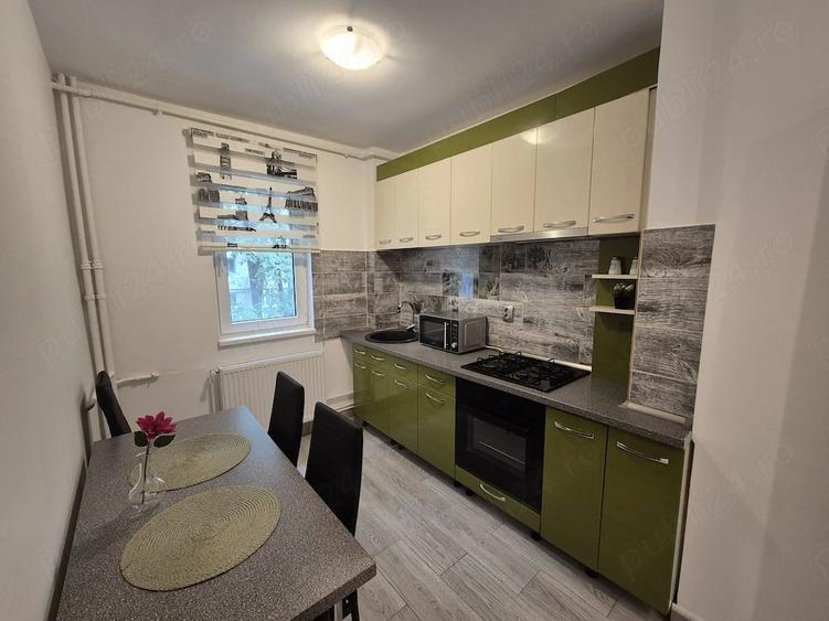 Apartament cu 2 camere semidecomandat în Sud