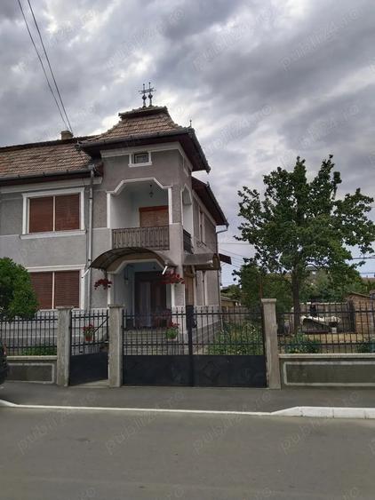 Casă cu 3 camere cu Teren 310 Mp în Câmpia Turzii