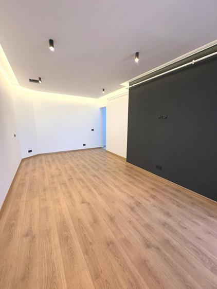 Apartament cu 2 camere semidecomandat în Eminescu