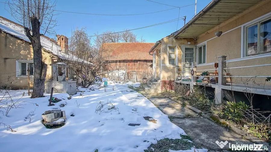 Casă cu 2 camere cu Teren 778 Mp în Tărlungeni