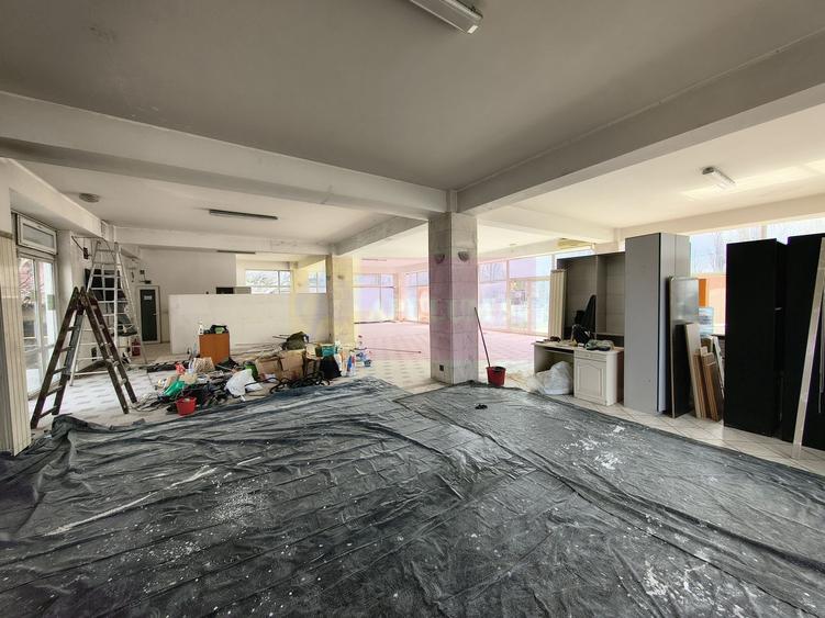 Spațiu comercial, de 238 mp, în Alexandriei