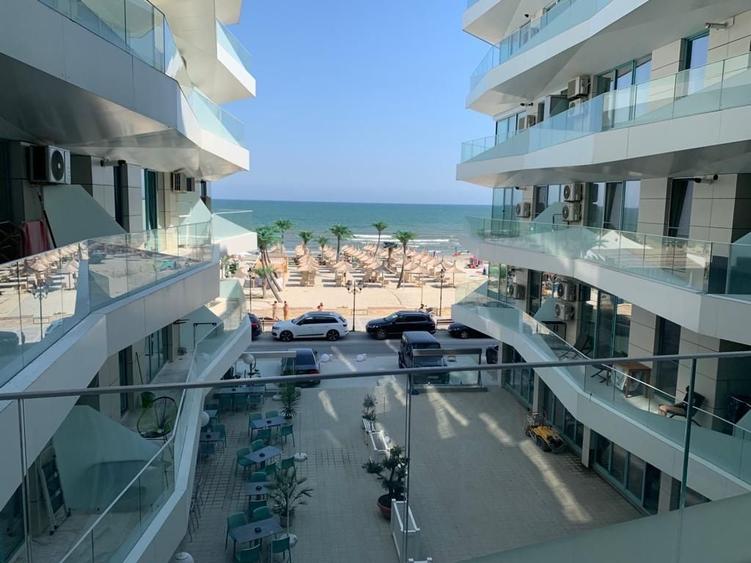 Apartament cu 3 camere decomandat, mobilat în Nord
