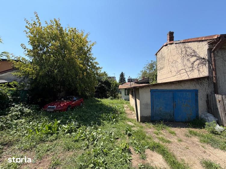 Teren de 390 mp, în Dămăroaia