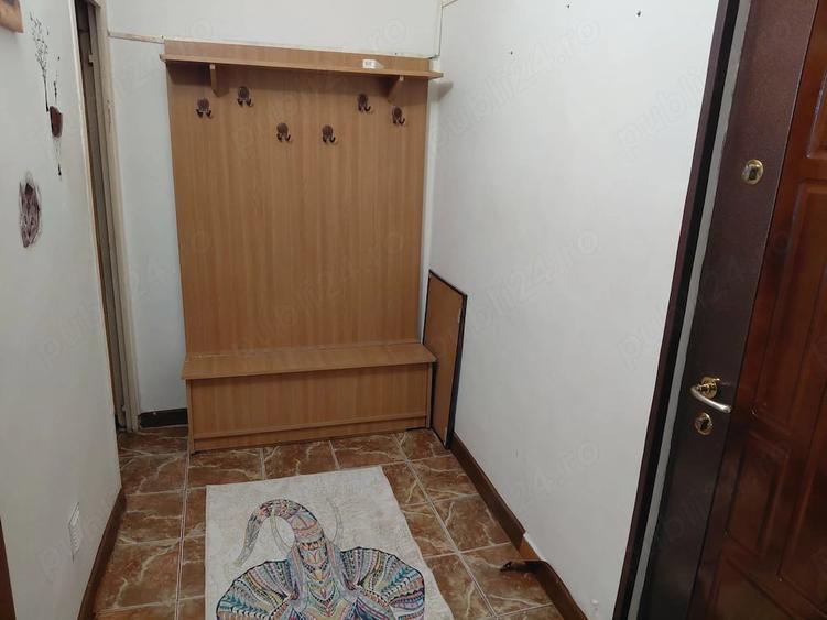 Apartament cu 2 camere semidecomandat în Exterior Vest