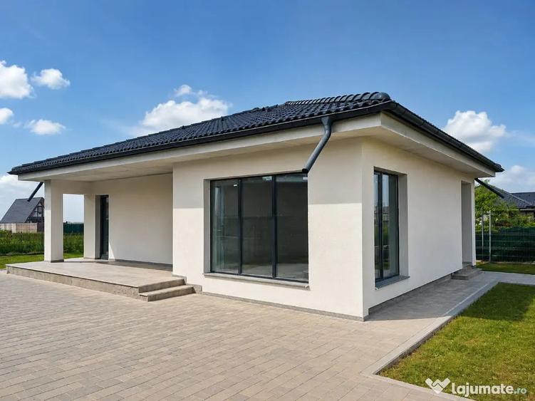 Casă cu 4 camere cu Teren 500 Mp în Sânpetru
