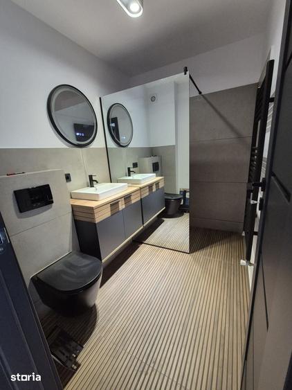 Apartament cu 3 camere decomandat în Calea Dumbrăvii