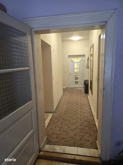 Casă cu 3 camere cu Teren 280 Mp în Central