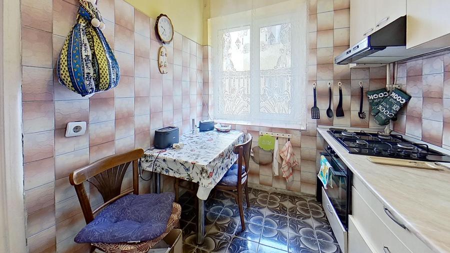 Apartament cu 3 camere decomandat în Pantelimon