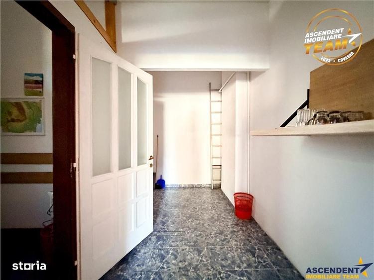 Spațiu comercial, de 35 mp, în Simeria