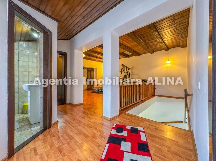 Casă cu 5 camere cu Teren 509 Mp în Central