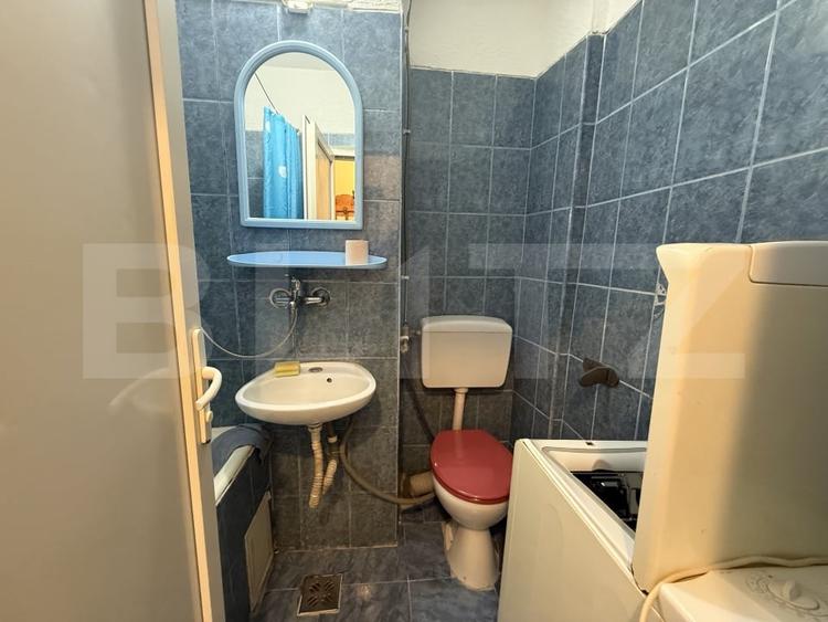 Apartament cu 2 camere semidecomandat, mobilat în Micro 14