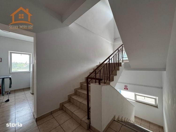 Spațiu comercial, de 450 mp, în Carierei