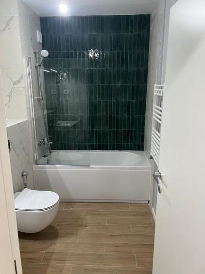 Apartament cu 3 camere decomandat în Dacia
