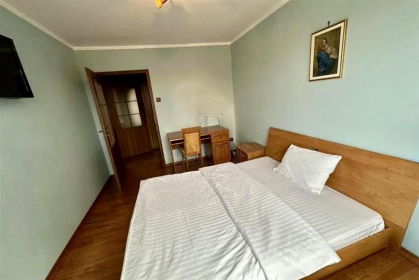 Apartament cu 2 camere semidecomandat, mobilat în Torontalului