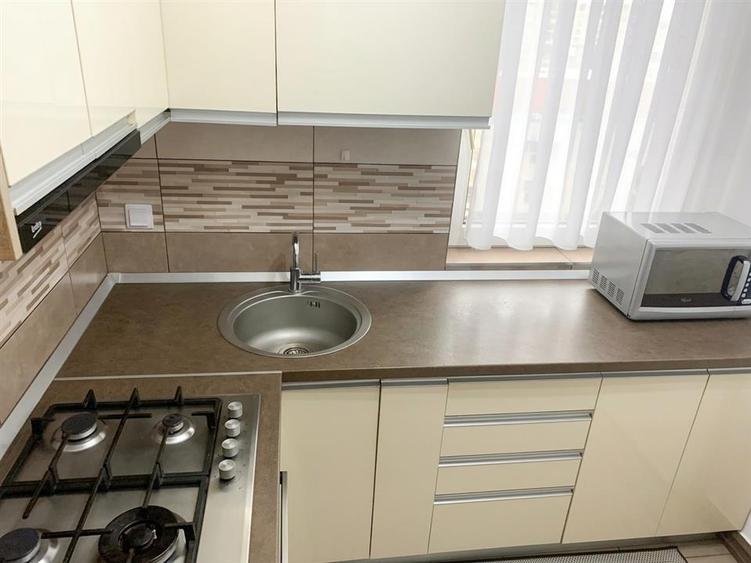 Apartament cu 2 camere decomandat în Rogerius