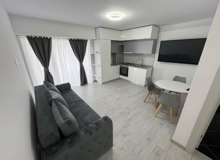 Apartament cu 2 camere decomandat, mobilat în Rovine