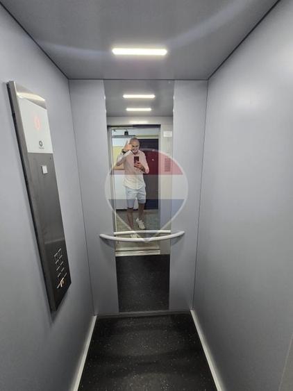 Apartament cu 2 camere semidecomandat în Crângași