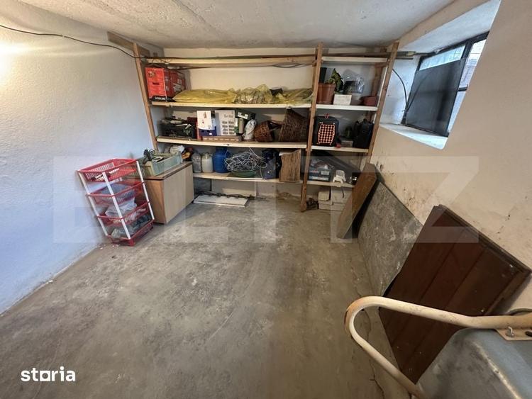 Apartament cu 4 camere în Bercu Roșu