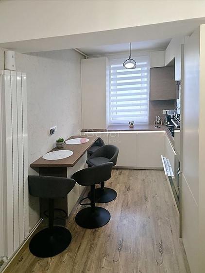 Apartament cu 2 camere decomandat, mobilat în Craiter