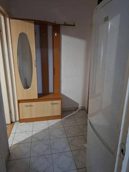 Apartament cu 2 camere semidecomandat în Orizont