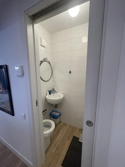 Apartament cu 3 camere, mobilat în Banu Manta