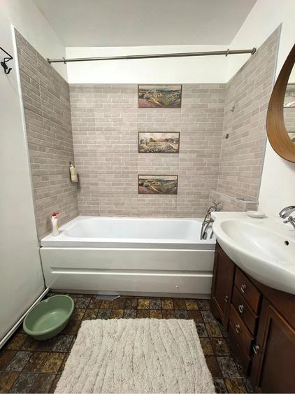Apartament cu 3 camere decomandat în Lacul Morii