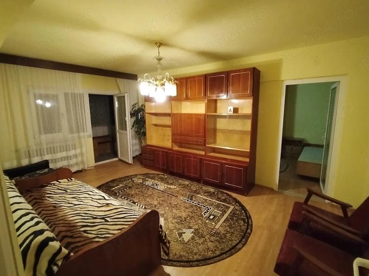Apartament cu 2 camere decomandat în Decebal