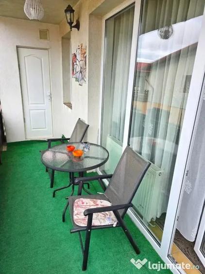 Apartament cu 3 camere decomandat în Florești