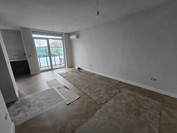 Apartament cu 2 camere decomandat în Aradului