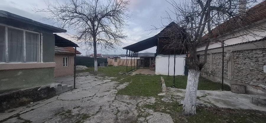 Casă cu 2 camere cu Teren 20 Mp în Baldovinești