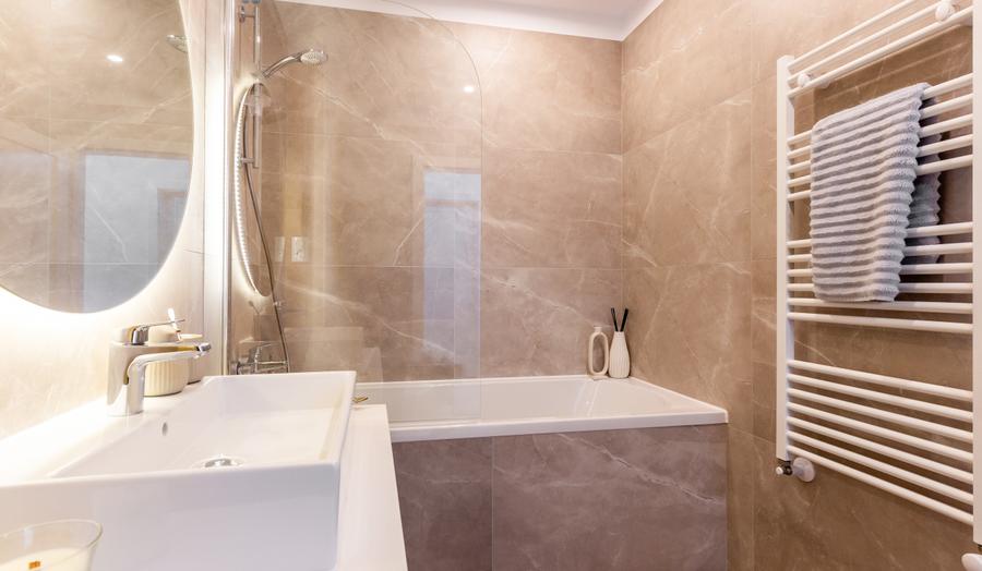 Apartament cu 2 camere decomandat în Bartolomeu