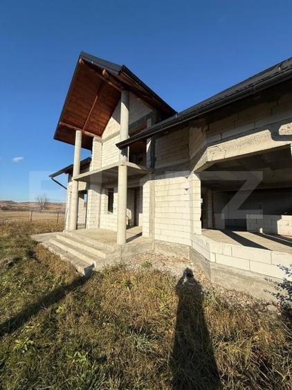 Casa cu etaj la rosu, 160 mp utili, 1200 mp teren, zona Trei Movile - Scheia - 4