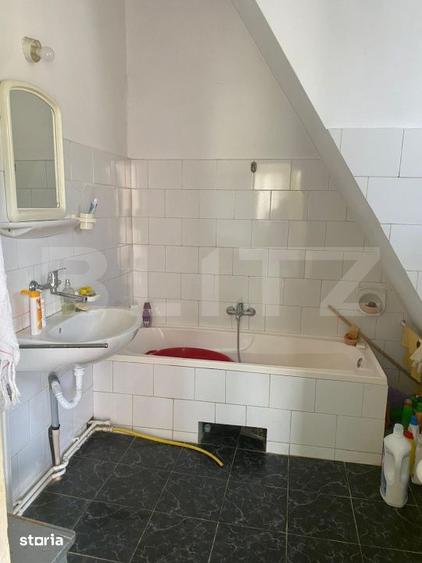 Casă cu 4 camere cu Teren 965 Mp în Central
