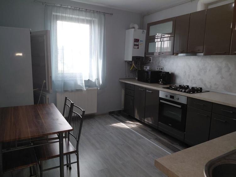 Garsonieră decomandată în Corunca